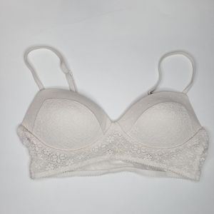Victorias Secret lace pullover bra size L